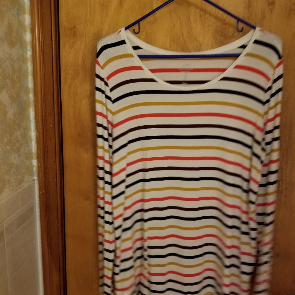 Gap lux tee
